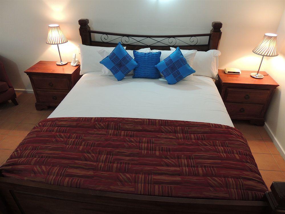 Sugar Country Motor Motel 4*