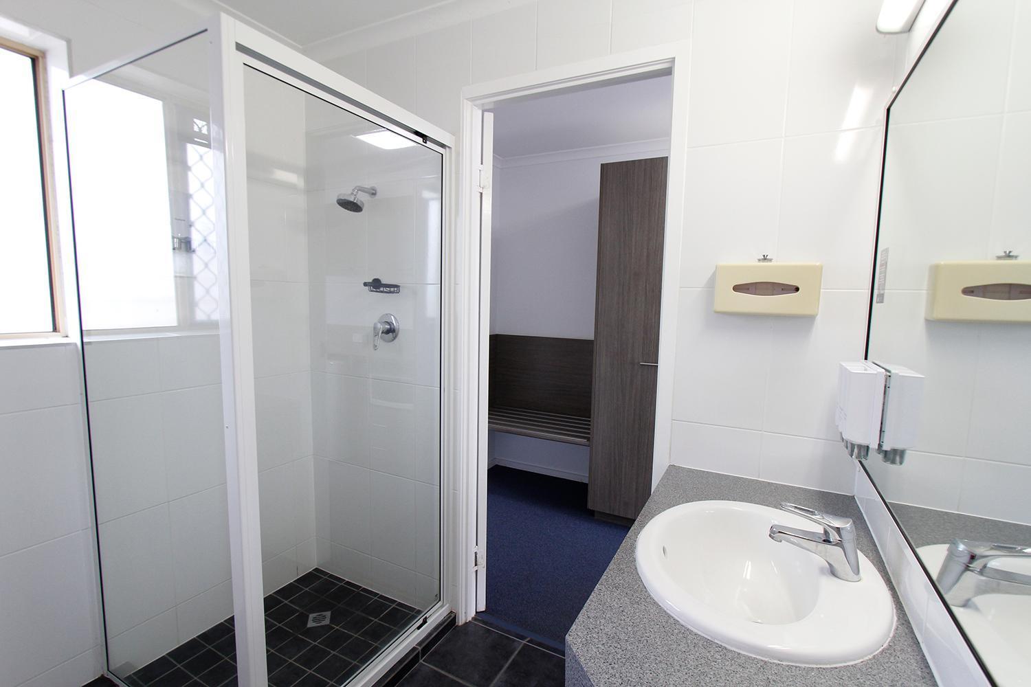 Sugar Country Motor 4*
